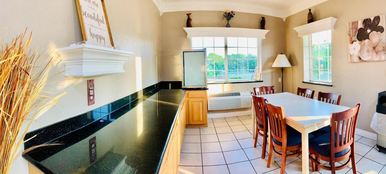 Weston Inn & Suites Rusk Εξωτερικό φωτογραφία